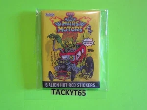 Pegatinas Mars Attacks Uprising Mars Motors Alien Hot Rod paquete de cera sellado de 6 tarjetas - Imagen 1 de 5