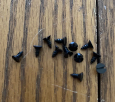 Wood Screws Flat Head Slotted Steel Black Oxide # 4 X 1/4” Wood Screws Free Ship Cover