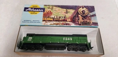 HO SCALE ATHEARN BLUE BOX U28B BURLINGTON NORTHERN #5349 DIESEL LOCOMOTIVE🔥🔥🔥 - Image 1 of 4
