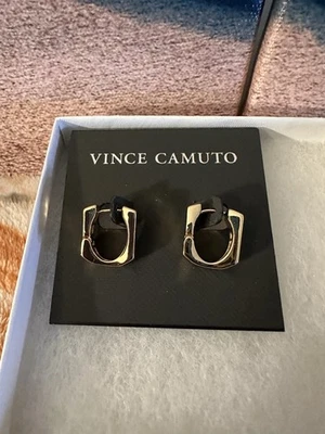 Pendientes abrazos de oro Vince Camuto Foto 1 de 4