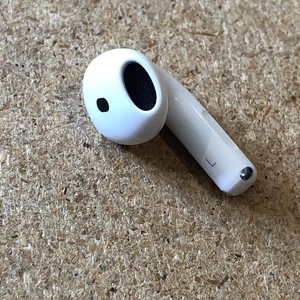 Airpod simple côté oreille gauche A3056 authentique Apple AirPods 4 (ANC) 4e génération - Photo 1 sur 7