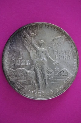 1982 Libertad Mexico 1 OZ Silver Coin Guaranteed Authentic & Genuine 1 Onza 2389 - Image 1 of 3