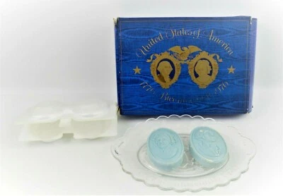 De colección. Jabonera y jabón bicentenario Avon Estados Unidos de América 9" x 7" Foto 1 de 4