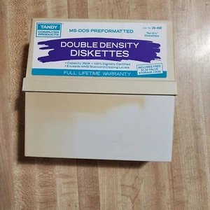 Vintage Tandy 5.25 Floppy Disk Storage Case Holder With 9 Blank Floppy Discs - Picture 1 of 4