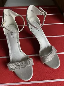 Silber Pumps Glitzer Wie Neu Ge 37 Ballkleid - Bild 1 von 6