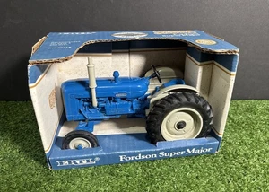 Vintage Fordson Super Major by Ertl 1/16 Scale #307 1991 USA RARE Metal Tractor! - Picture 1 of 9