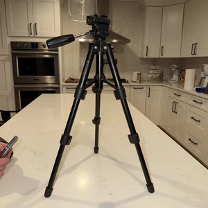 Leupold Compact Stativschienenhalterung und Standard Befestigungspunkte - Bild 1 von 9