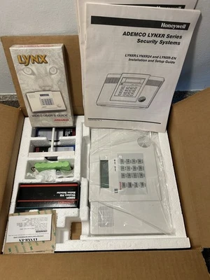 HONEYWELL LYNXRPK-EN WIRELESS AUDIO SECURITY SYSTEM 24 WIRELESS ZONES NEW - Image 1 of 4