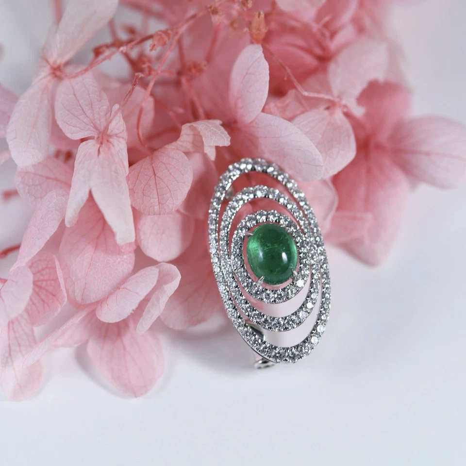Colombia Emerald Diamond Encrusted 18K White Gold Brooch - Image 1 of 3