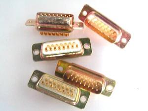 Cubo de soldadura tipo D enchufe 15 vías contactos chapados en oro 5 piezas OM0243 - Imagen 1 de 1