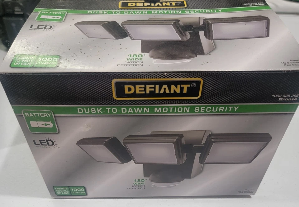 Defiant, 180 Degree, LED Motion Sensing Outdoor Security Light - Image 1 of 4