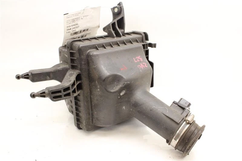 CAJA LIMPIADOR DE AIRE Infiniti M37 Q70 11 12 13 14 15 16 17 18 izquierda 1358894 Foto 1 de 4