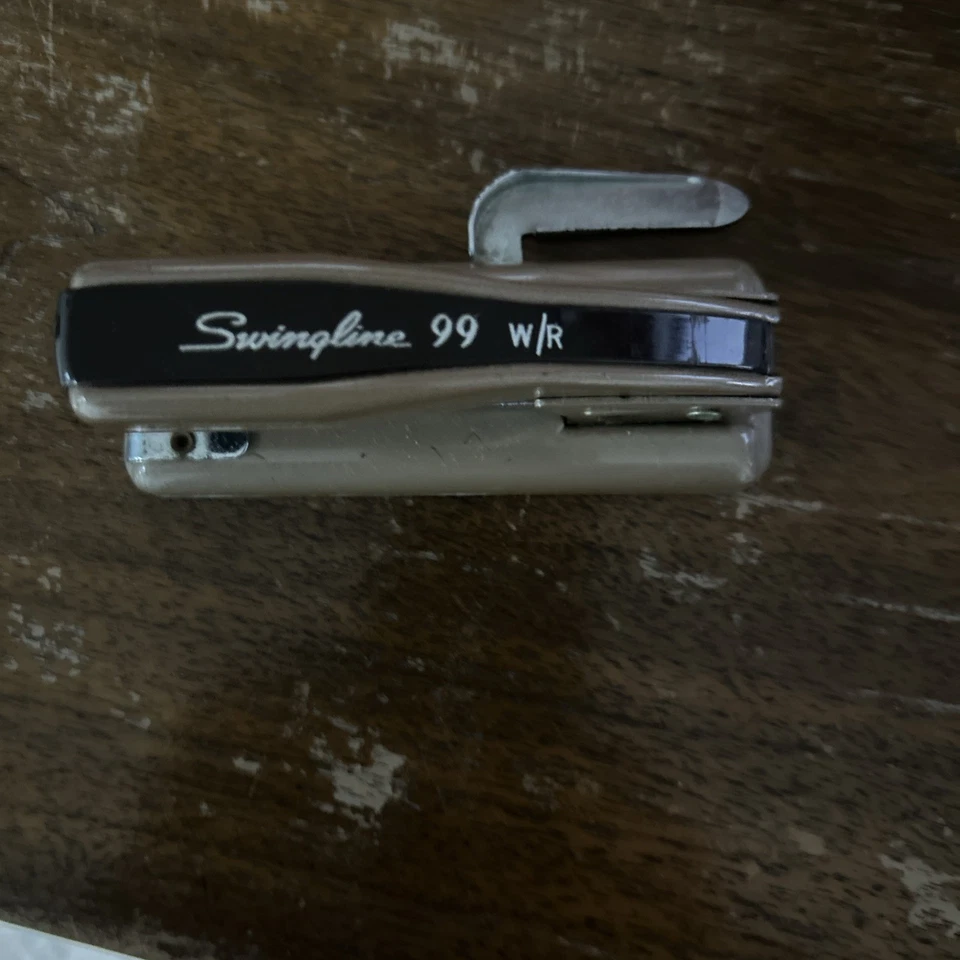 Grapadora manual alicate Swingline 99 vintage marrón con grapas, hecha en EE. UU. Foto 1 de 4