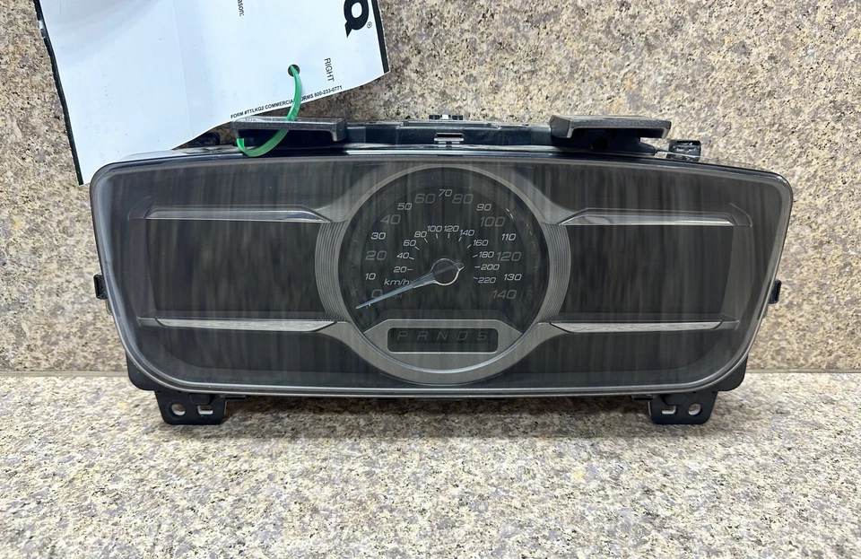 Grupo de cabeza Speedo velocímetro Ford Taurus 17-19 165 k OEM LKQ Foto 1 de 4