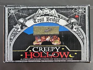 Vintage Halloween 1996 Creepy Hollow Village Troll Bridge Eerie Estates  - Bild 1 von 9