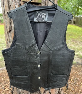 A-1 Genuine Leather Size 44 Biker Vest Front Snaps Side Leather Ties 4 Pockets - Picture 1 of 7