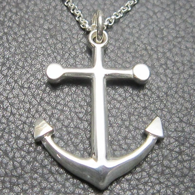 MJG COLGANTE ANCLA MEDIANA PLATA ESTERLINA - 1 1/2 ". MARINERO. MARINERO. NAVY Foto 1 de 2