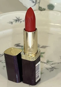 L'OREAL CREME RICHE LIPSTICK 222 ENDANGERED RED DISCONTINUED RARE! NEW - Picture 1 of 6