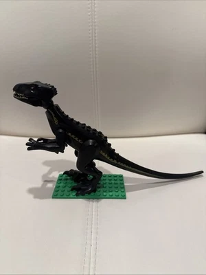 LEGO Jurassic World Dinosaur Indoraptor Figure 75930 indo01 Authentic - Image 1 of 4