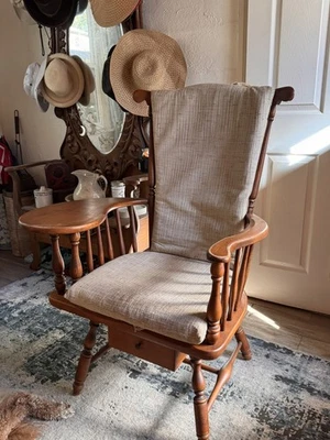 "Rare" Heywood Wakefield Maple Windsor Writing Chair GOOD condition  - Image 1 of 4