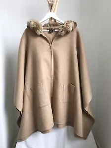 Loro Piana Ladies Beige Hooded 100% Cashmere 100% Chinchilla Fur Cape Coat - Picture 1 of 10