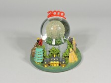 Collectible Epcot 2000 Snow Globe Plays "Celebrate The Future" Walt Disney World