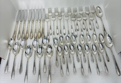 49 Piece 1941 Wm Rogers & Son Flatware Gardenia Silverplate International Silver - Image 1 of 4