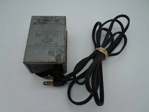 AURORA TJET 18 VOLT MODEL DC-5 POWER PACK TRANSFORMER ~ TESTED @21.9 VOLTS - Picture 1 of 4