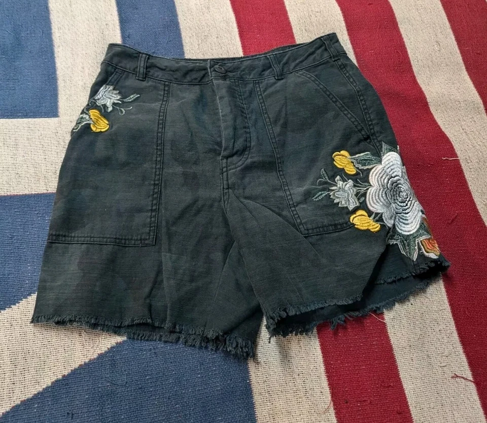 Free People Camo Denim Black Shorts Size 2 Floral Embroidery  - Image 1 of 4