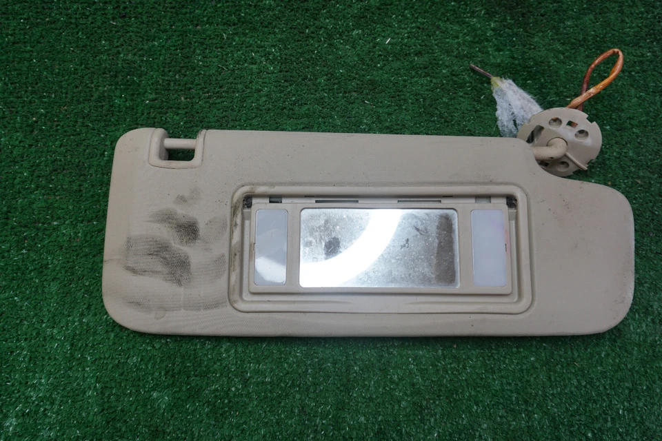2014 15 BUICK REGAL RIGHT Sun Visor OEM 1 Peice  22800048R - Imagem 1 de 2