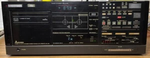 Mitsubishi DA-L90 Stereo Reciever 7 Cassette Autochanger with Remote Control - Picture 1 of 7