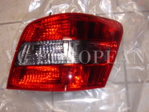 Mercedes-Benz GLK-Class Genuine Right Taillight,Rear Lamp GLK350 NEW - Picture 1 of 3