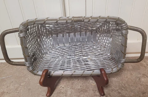 Vintage Aluminum Hand Woven Bread Basket Industrial Boho w/ handles 10x6x3 Cover