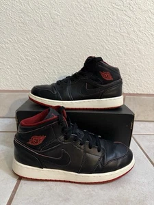 Rare Nike Air Jordan 1 Mid Bred Size 7Y Black White Red With non Original box - Picture 1 of 5