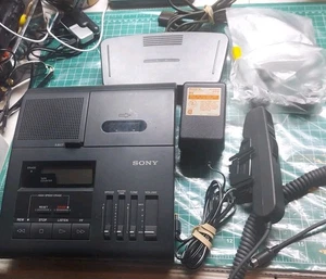 Sony BM840 microcassetta trascrittore pedale pedale adattatore AC controllo manuale testato - Foto 1 di 15