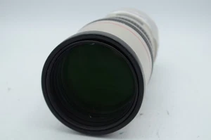 Canon 300mm f/4 L IS USM EF-Mount Lens {77} W/O Tripod Mt (Japan) - Picture 1 of 5