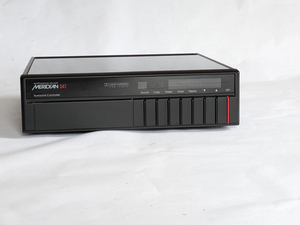 MERIDIAN 541 Preamplificatore Con Telecomando Originale  - Immagine 1 di 4