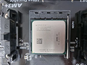 AMD Quad-Core FX-4130 Quad-Core FX-4130 - 3.8GHz Quad-Core (FD4130FRGUBOX) Proce - Picture 1 of 1