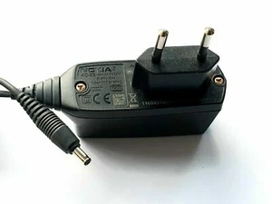 Genuine Nokia AC-2E 3.0mm Pin Jack, Wall Charger For 7210 - Picture 1 of 1