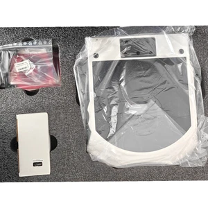 ZEISS Transmitted Light Plate 300 with Glass Plate, Glare Shield & Power Supply - Picture 1 of 6