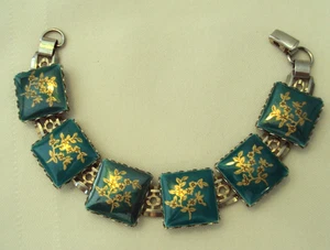 VINTAGE GOLD TONE 7 3/4"S ORIENTAL ASIAN GREEN & GOLD ETCHING STONE BRACELET #VA - Picture 1 of 3