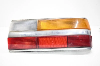 ⭐84-88 Bmw E28 Serie 5 Luz Trasera Lateral Paso Derecho Combinación Lámpara Unidad Fabricante Original Foto 1 de 4