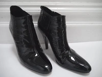 VALENTINO Botines charol negro Botines Euro Talla 39 Foto 1 de 4