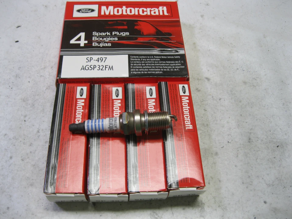 4 Platinum Spark Plugs Motorcraft SP-497 AGSP32FM (4 pack) Foto 1 de 4