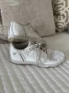 Varsity DBL Edge Cheer Shoe White Size 6 Cheerleading Lightweight Athletic - Picture 1 of 12