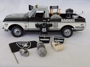 1:24 1972 Oakland Raiders Chevy Cheyenne Tailgate Truck Danbury Mint USED JC - Picture 1 of 1