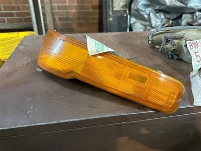 Passenger Corner/Park Light Park Lamp-turn Signal Fits 97-99 LESABRE 566117 - Image 1 of 2