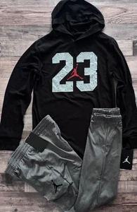 NWT Nike Air Jordan Boys YXL Black/Gray/Red Dri-Fit #23 Pants Set XL - Picture 1 of 3