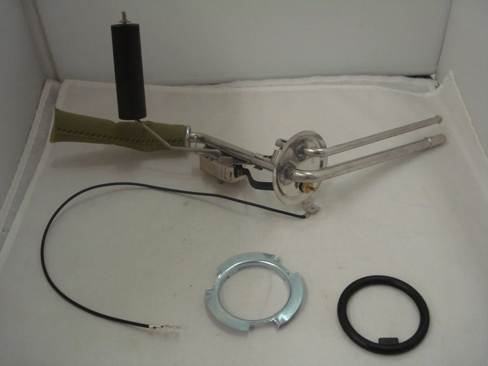 Chevy Chevelle 1968 1969 1970 V8 emisor de combustible unidad de envío de gasolina Chevrolet     Foto 1 de 1