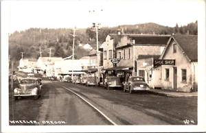 WHEELER, OREGON - BUSY STREET VIEW - AUTOS ANTIGUOS - POSTAL FOTO REAL - Imagen 1 de 2